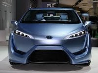 Toyota намерена вывести на рынок водородный автомобиль уже в 2015 году