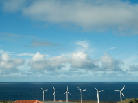 Испанский остров будет на 100 % обеспечиваться возобновляемой энергией