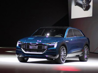 Audi выпустит первый электрический кроссовер к 2018 году Audi выпустит первый электрический кроссовер к 2018 году