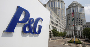 Procter & Gamble запускает в России продажу Fairy в бутылке из океанического пластика