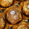 На 40% сокращено количество пластика в новой упаковке Ferrero Rocher